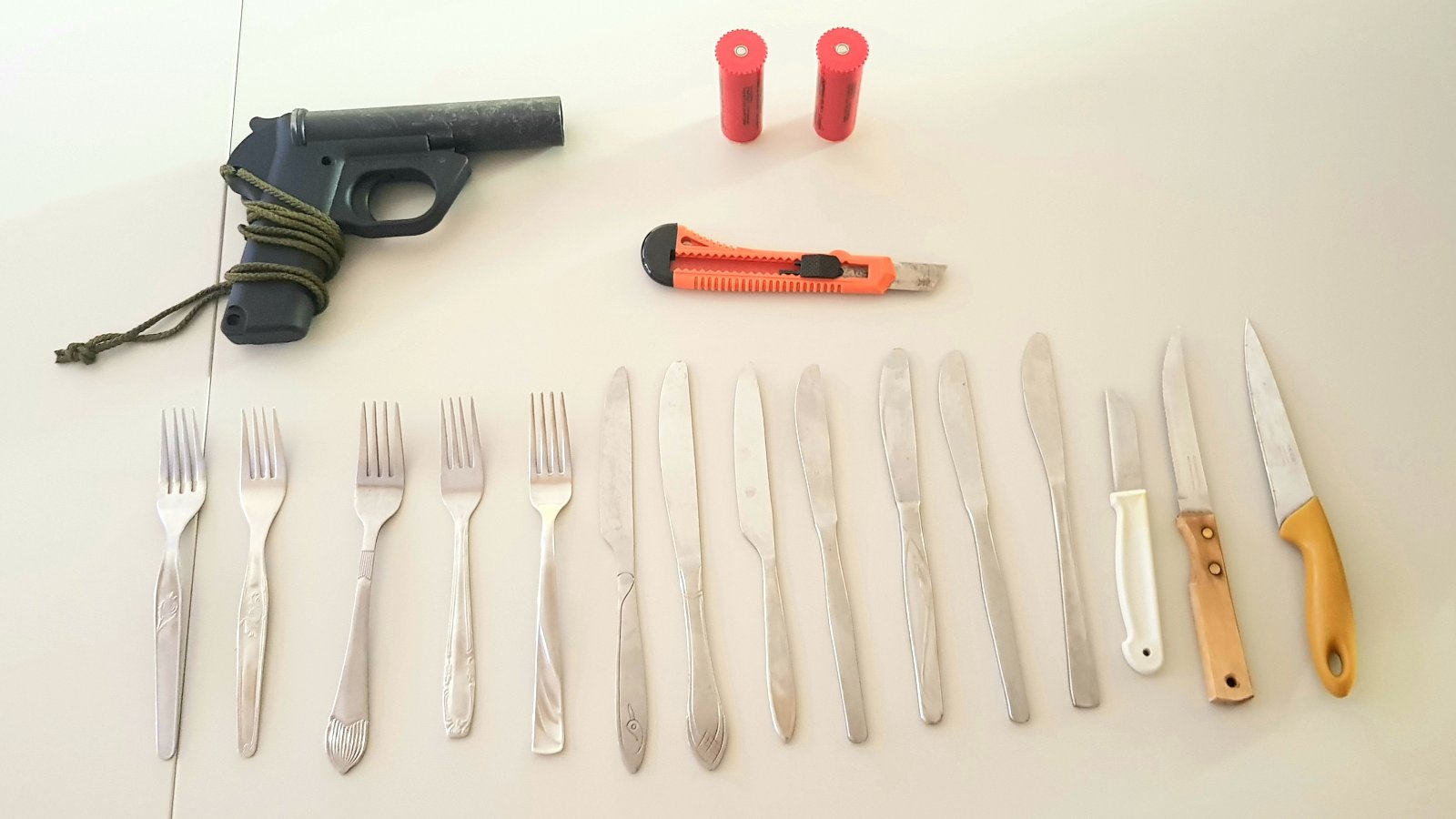Imagem 14 — Utensílios no Interior da Torre