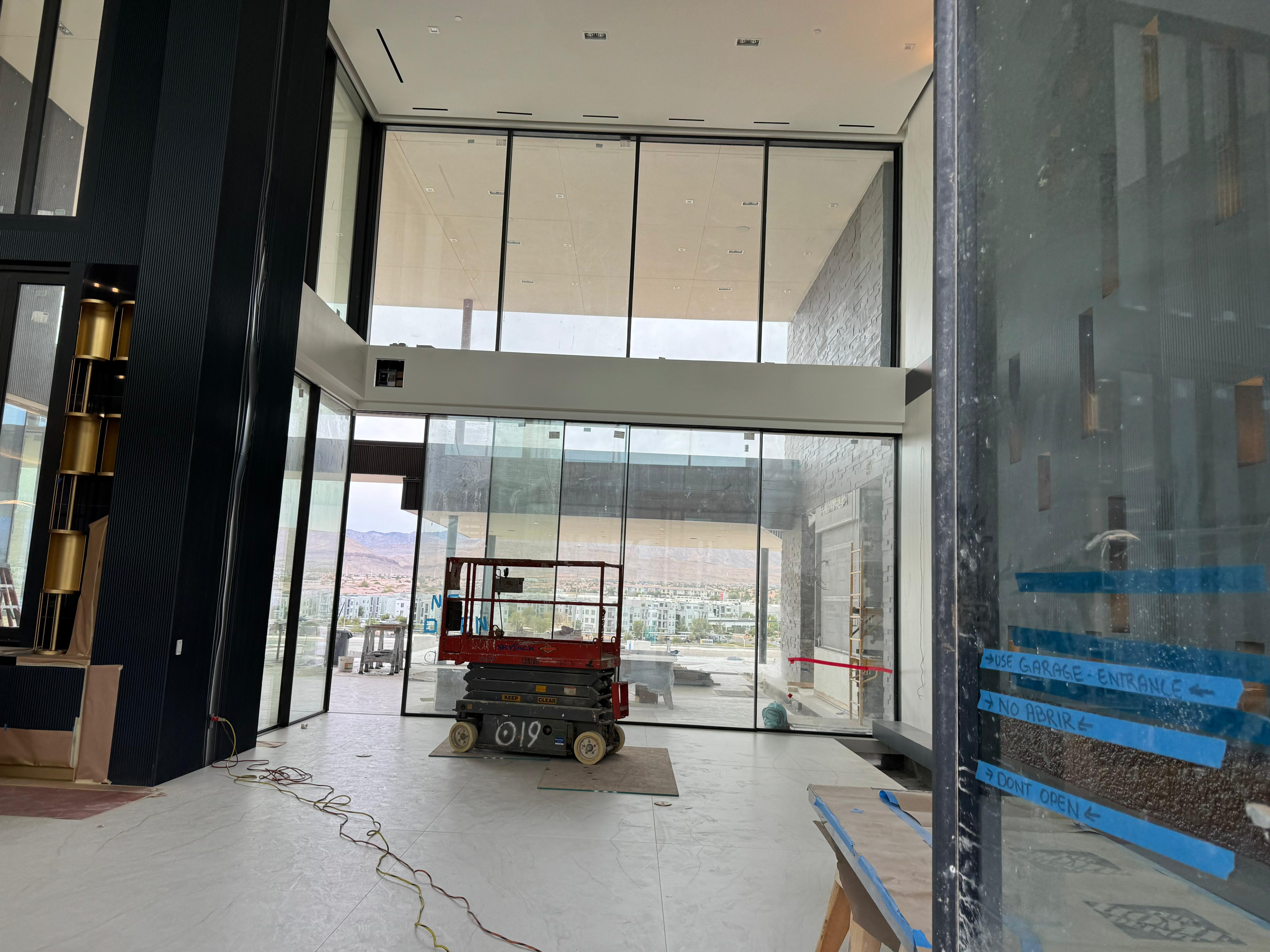 Professional cleaning crew Las Vegas