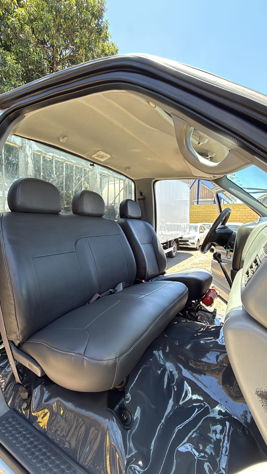 FORD F-4000 - 2004 - CARROCERIA DE MADEIRA - foto 6