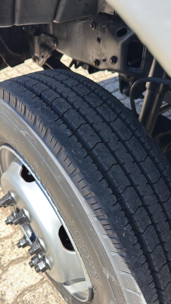 FORD F-4000 - 2004 - CARROCERIA DE MADEIRA - foto 12