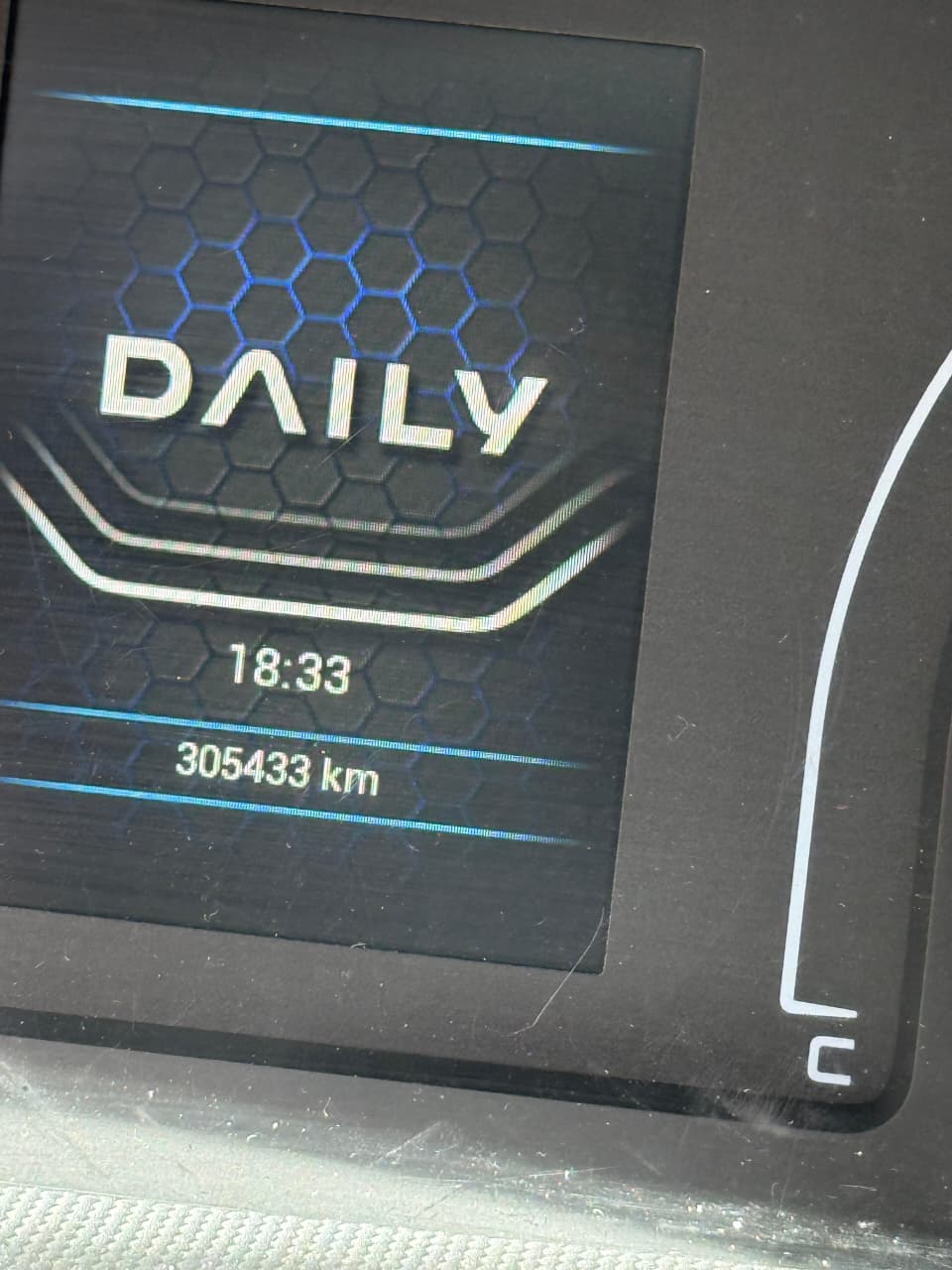 IVECO 35.160 - 2023 - BAÚ 4,20X2,30 - COMPLETA - 305.433 KM - foto 7