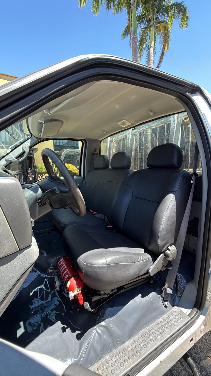 FORD F-4000 - 2004 - CARROCERIA DE MADEIRA - foto 11