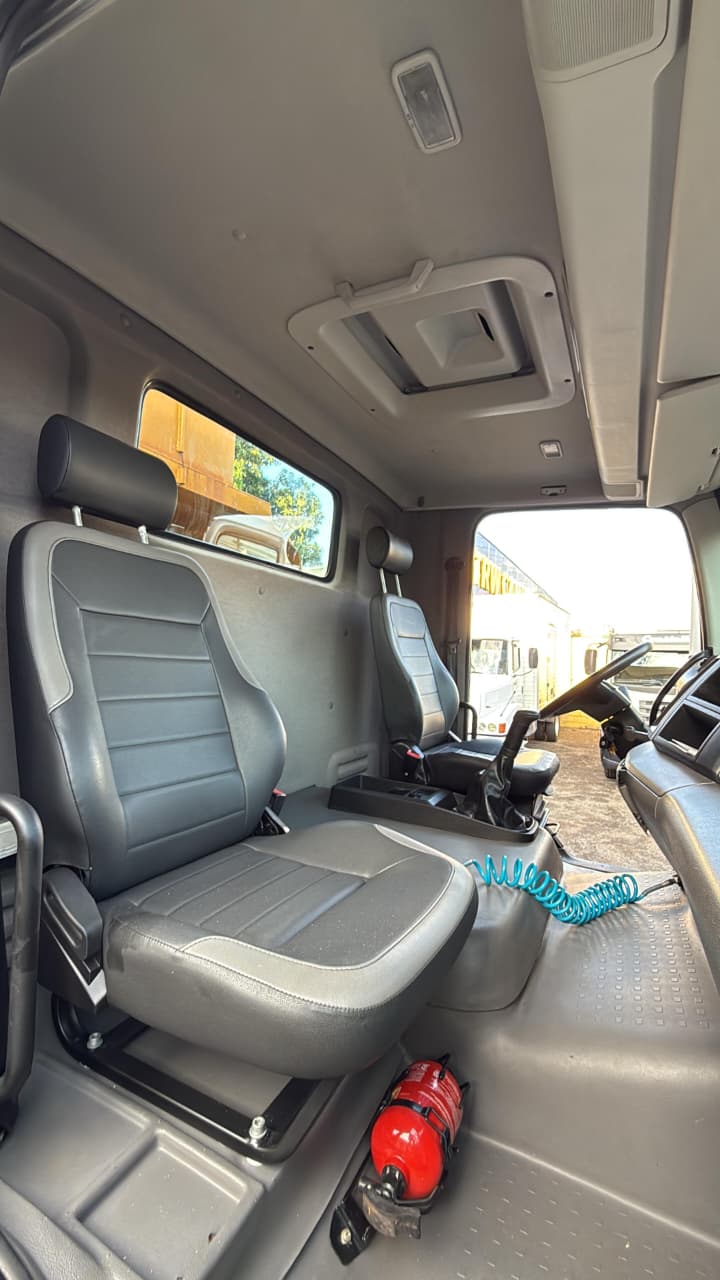 VW 26.280 - 2022 - AGRIBOMBA GASCOM 15.000 LITROS - 37.501 KM - foto 6