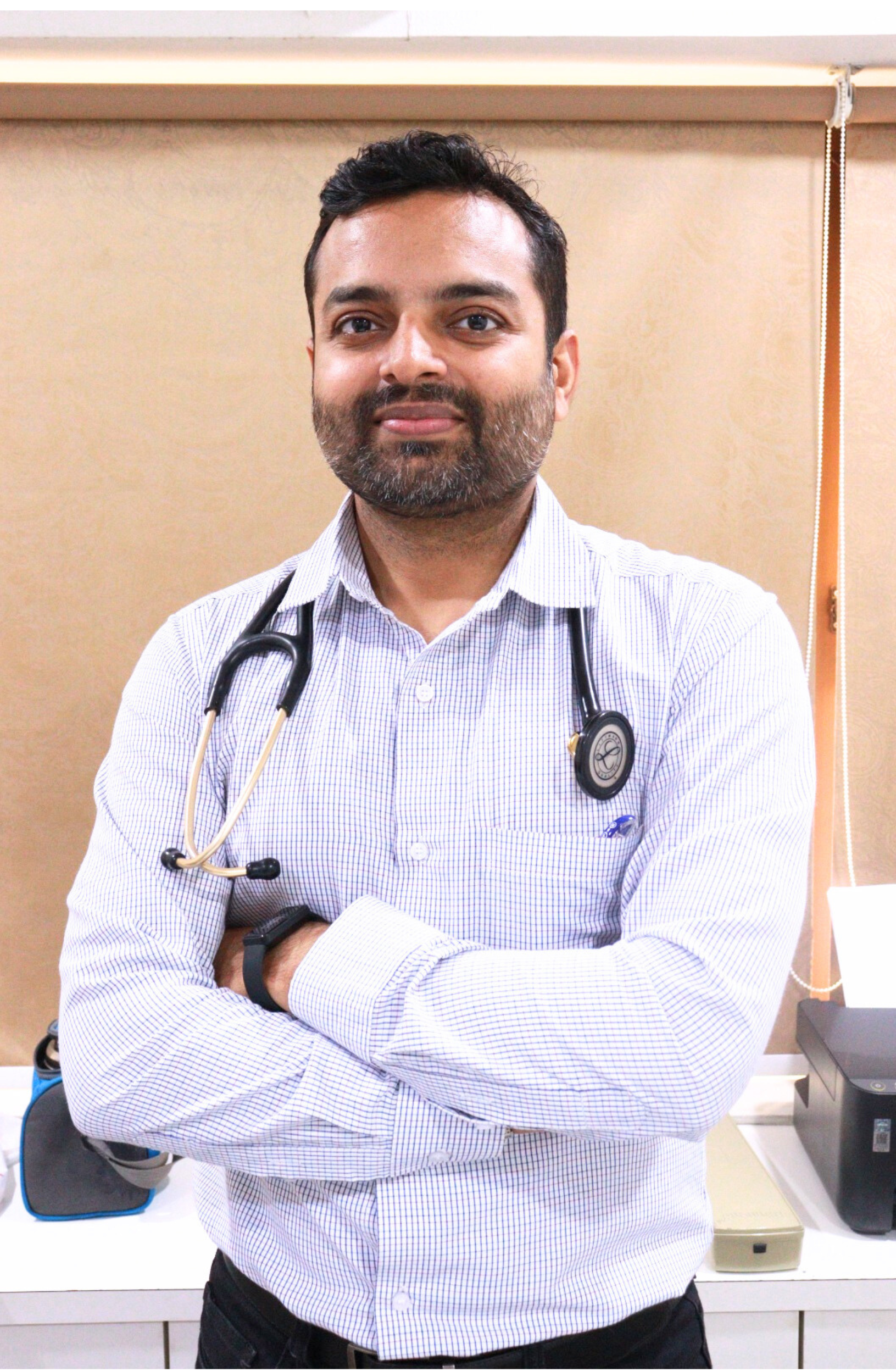 Dr. Milan Modi - Pulmonologist Surat