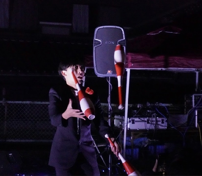 大道芸人かぶれん