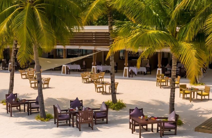 オーゼン リザーブ ボリフシ SANGU BEACH BAR