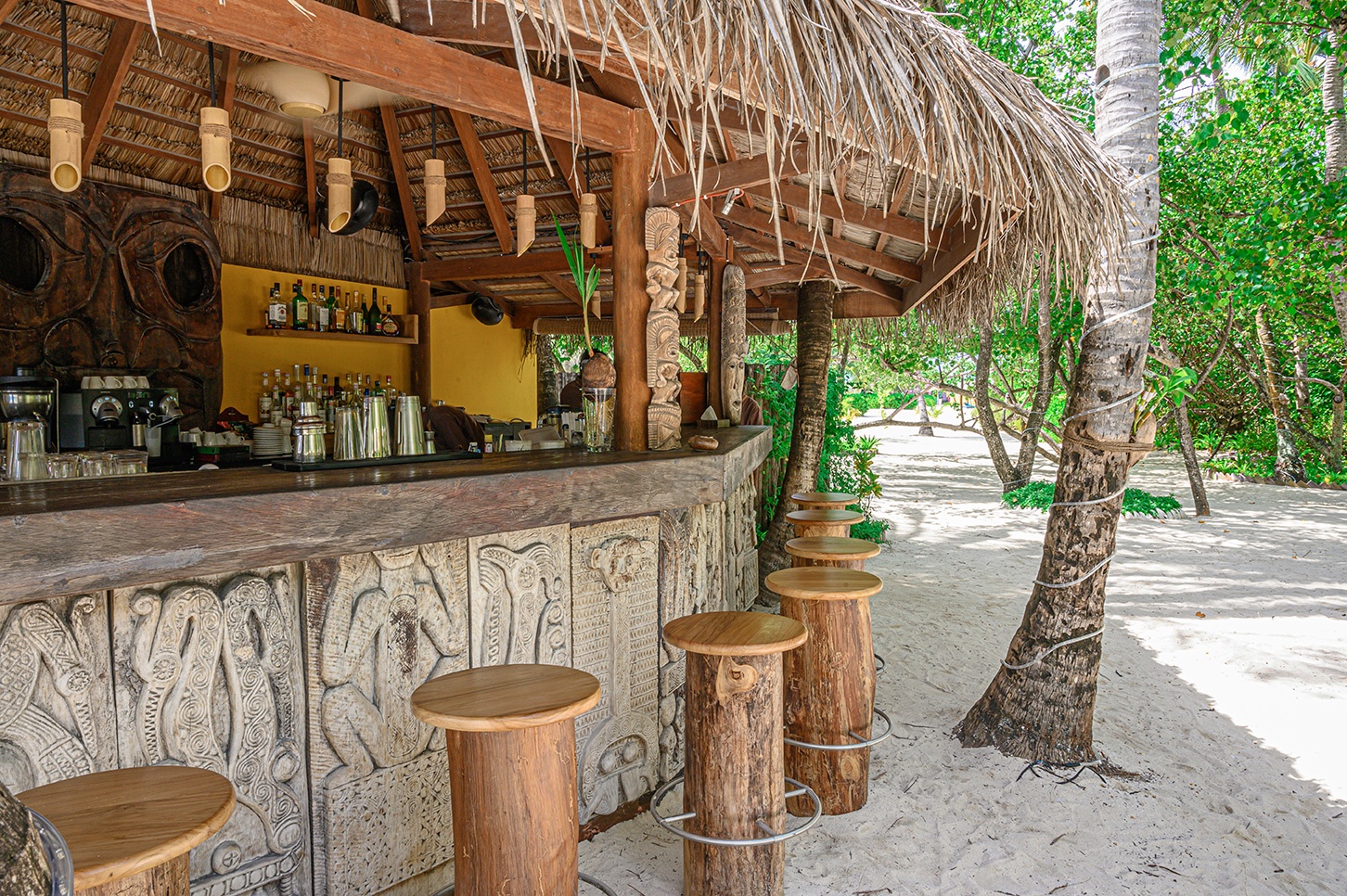 コンスタンス・ムーフシ・モルディブ TOTEM BAR