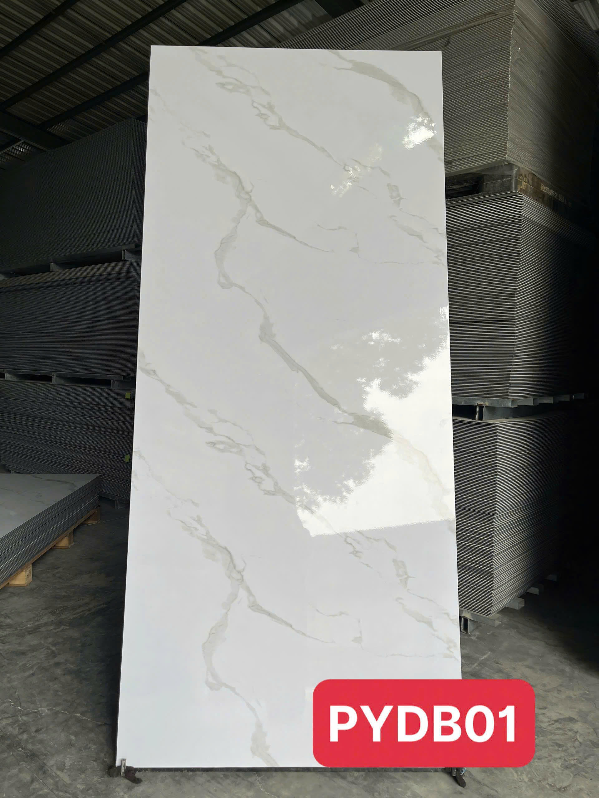 Tấm Ốp Than Tre – góc chụp 14 chi tiết thực tế
