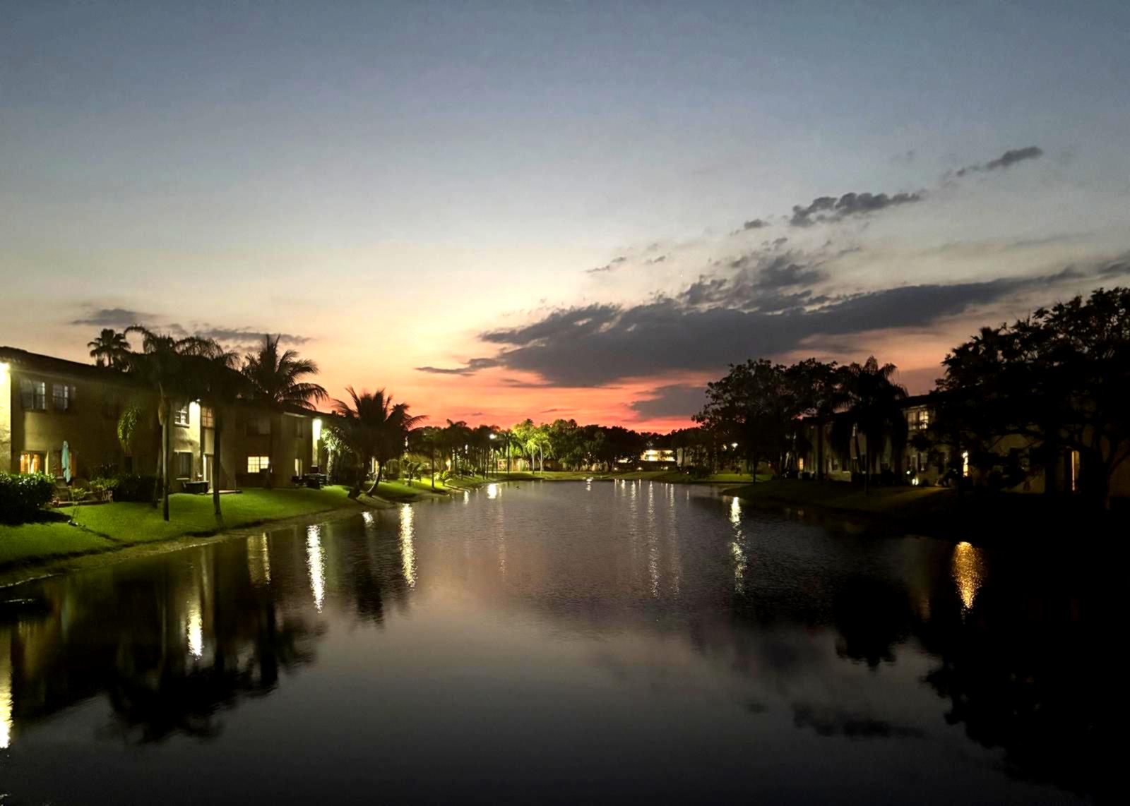 Windmill Lakes at Pembroke Pines