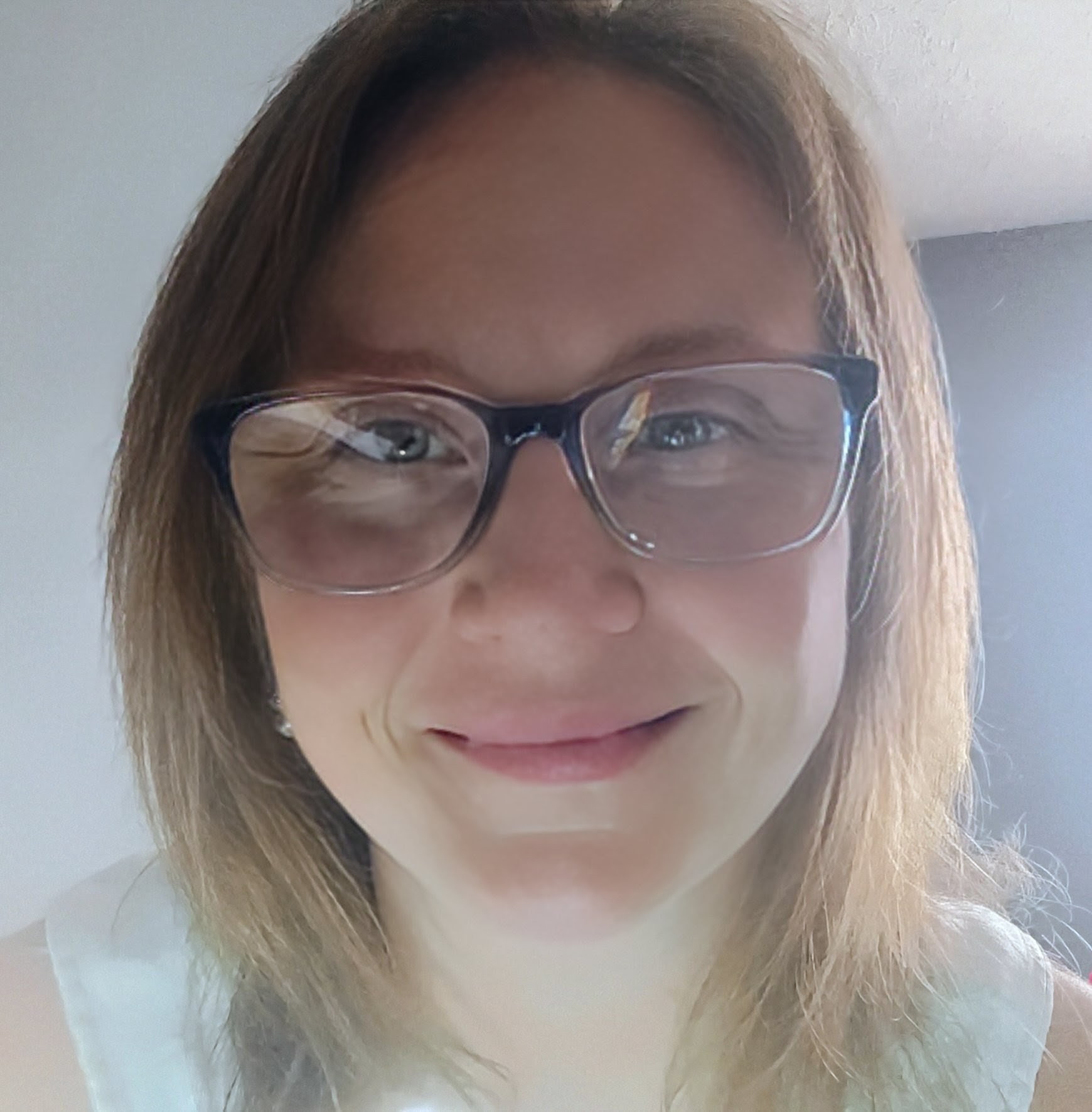 Sasha Westfall - Professional Voice Actor