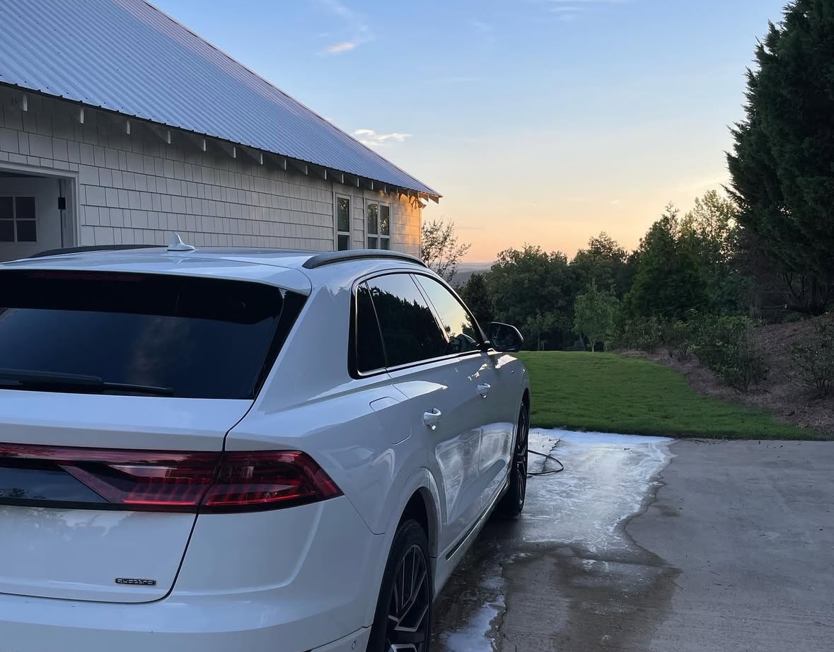 Exterior Detail - Audi Q8