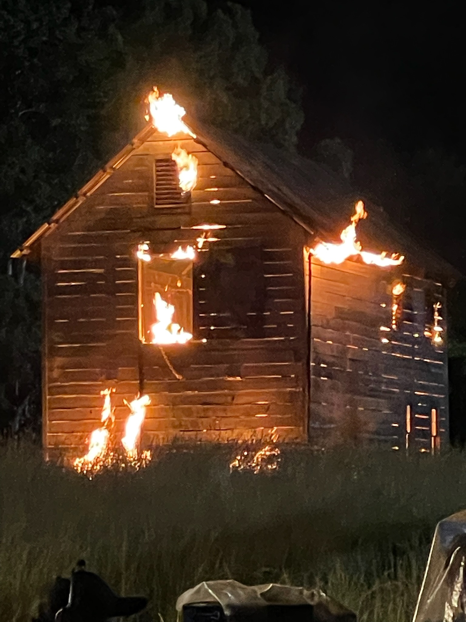 Propane fire effect on location