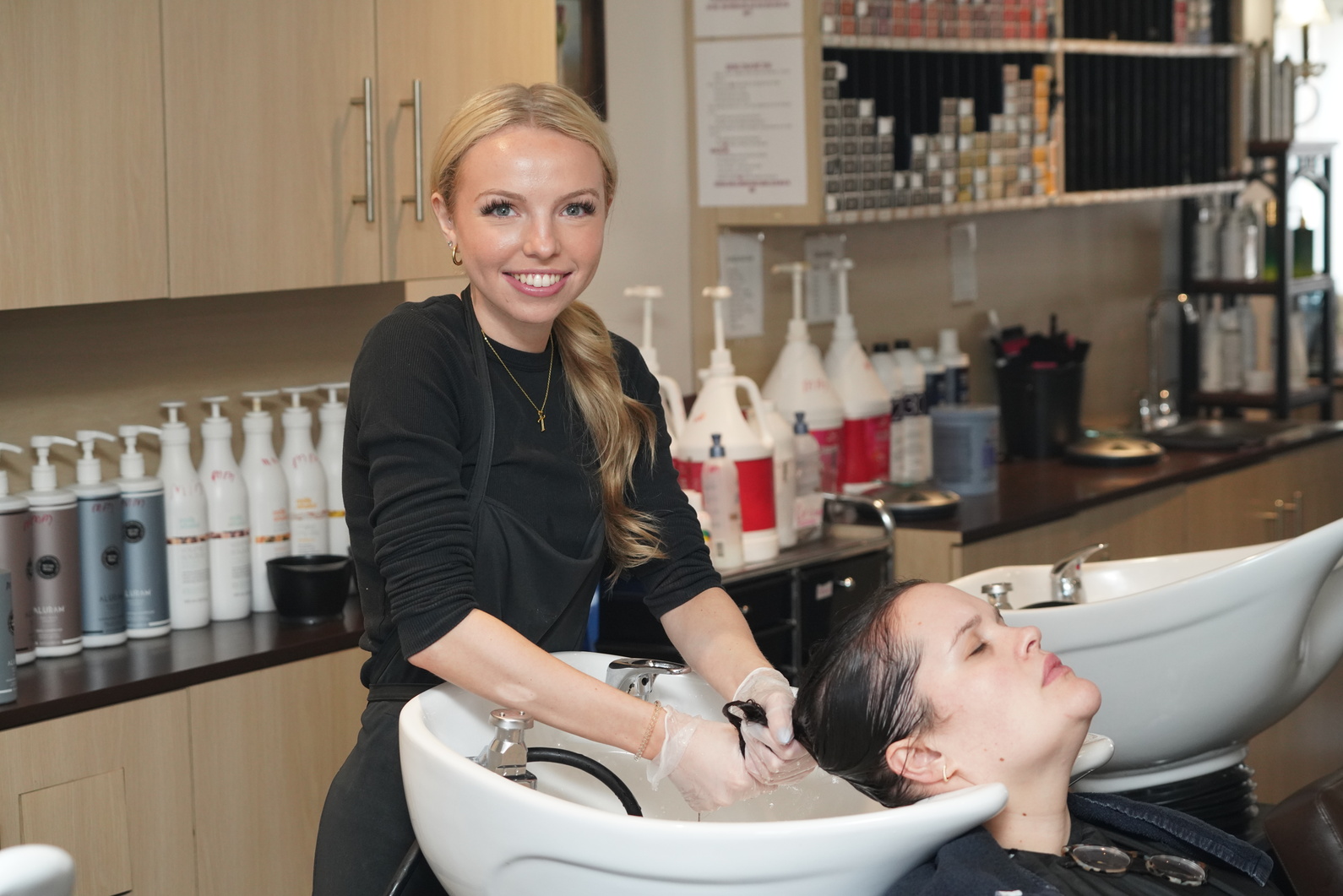 Visit Mirror Mirror Hair Boutique Mirror Mirror Hair Boutique interior - Visit us in Merrick NY