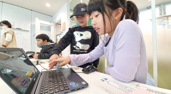 プログラミングでロボットを動かそう!