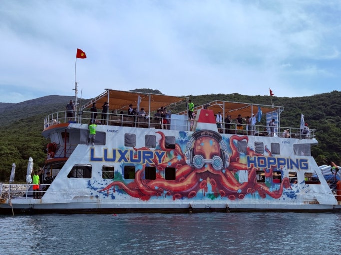 럭셔리 호핑투어