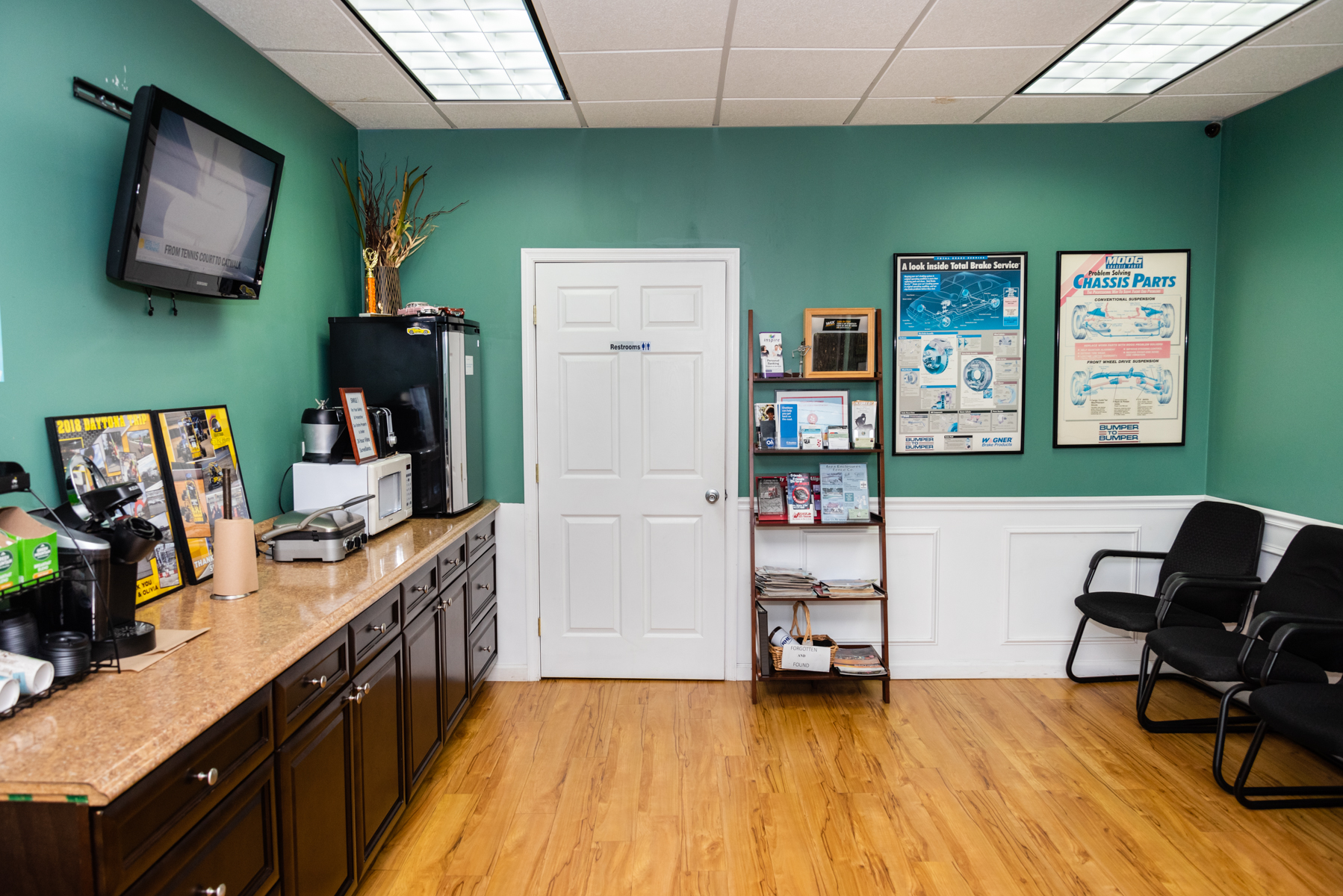 Lykon Automotive shop Bristol PA