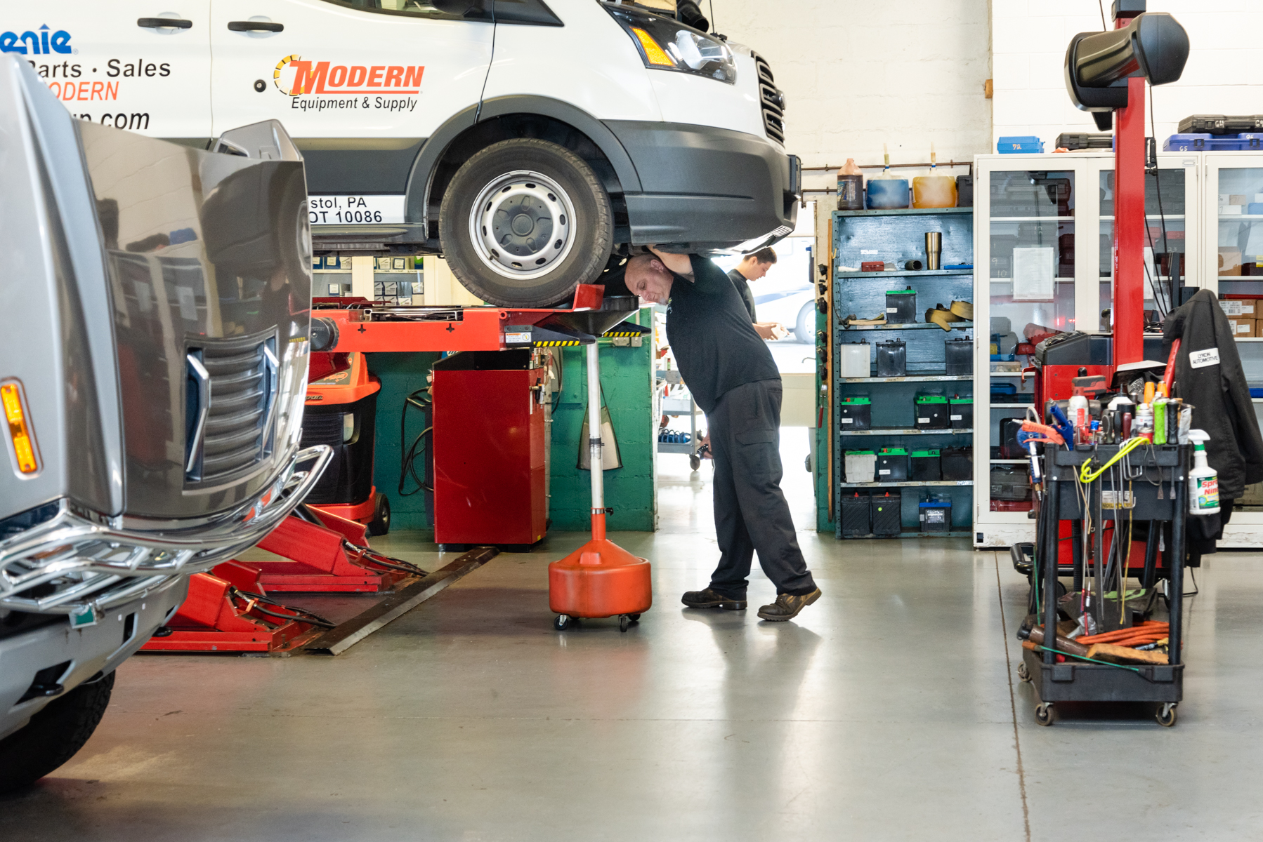 Lykon Automotive oil change service Bristol PA