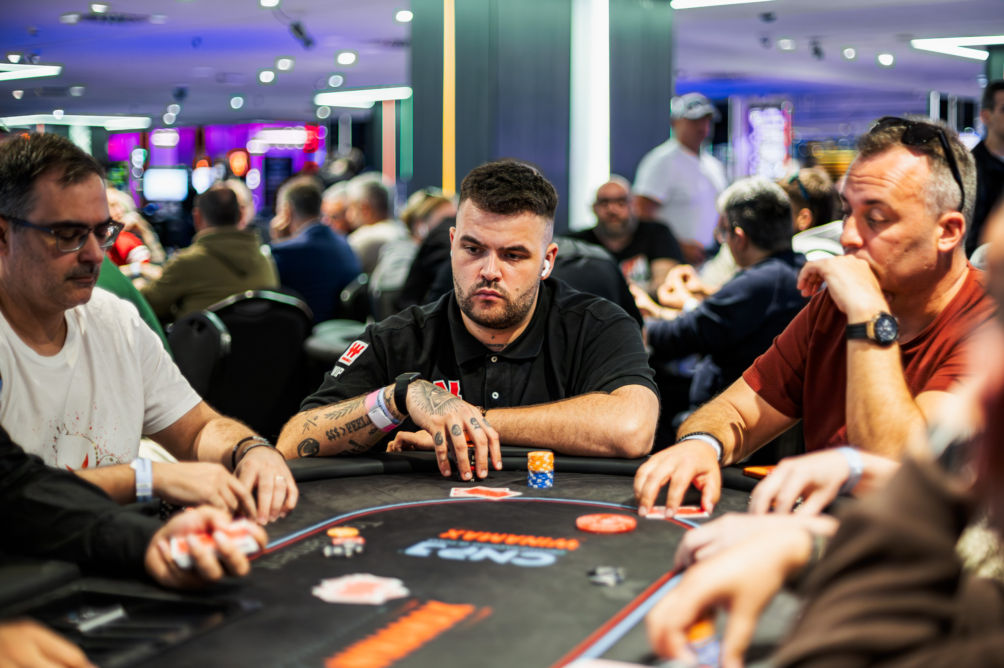 Poker fotografiado por Gerard Cantero