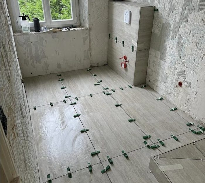 Avant - Salle de bain marbre noir