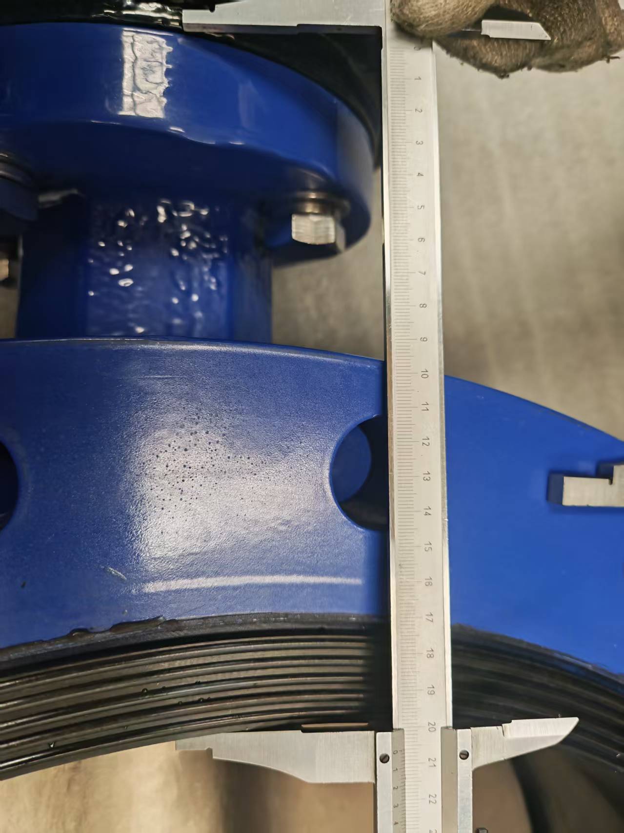 Valve inspection photo 9
