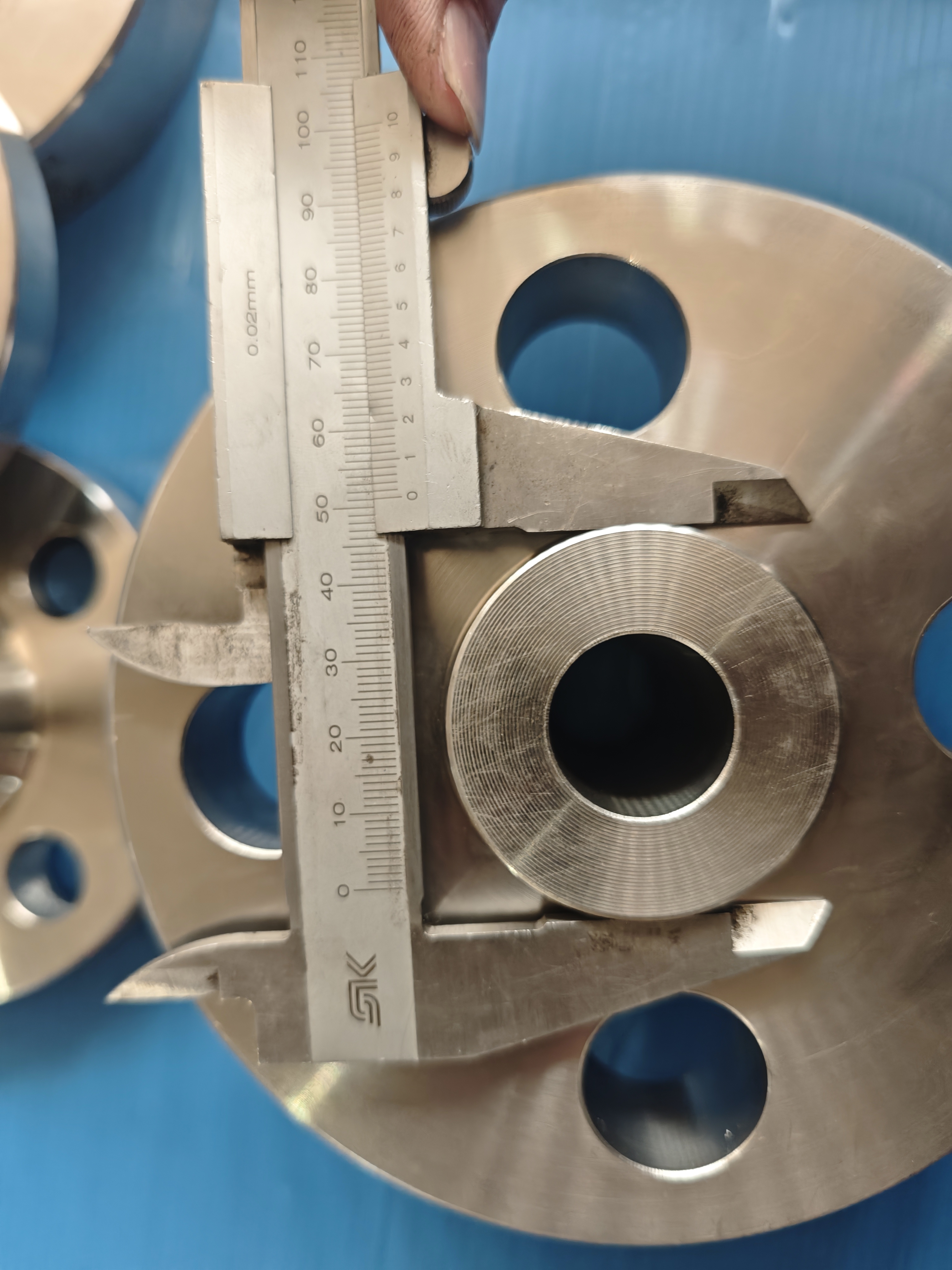 Flange inspection photo 6