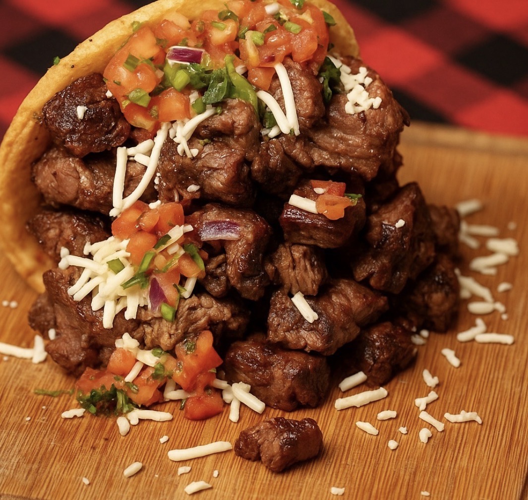 Menú El Toro Rojo — Auténtica Carne en Vara Venezolana