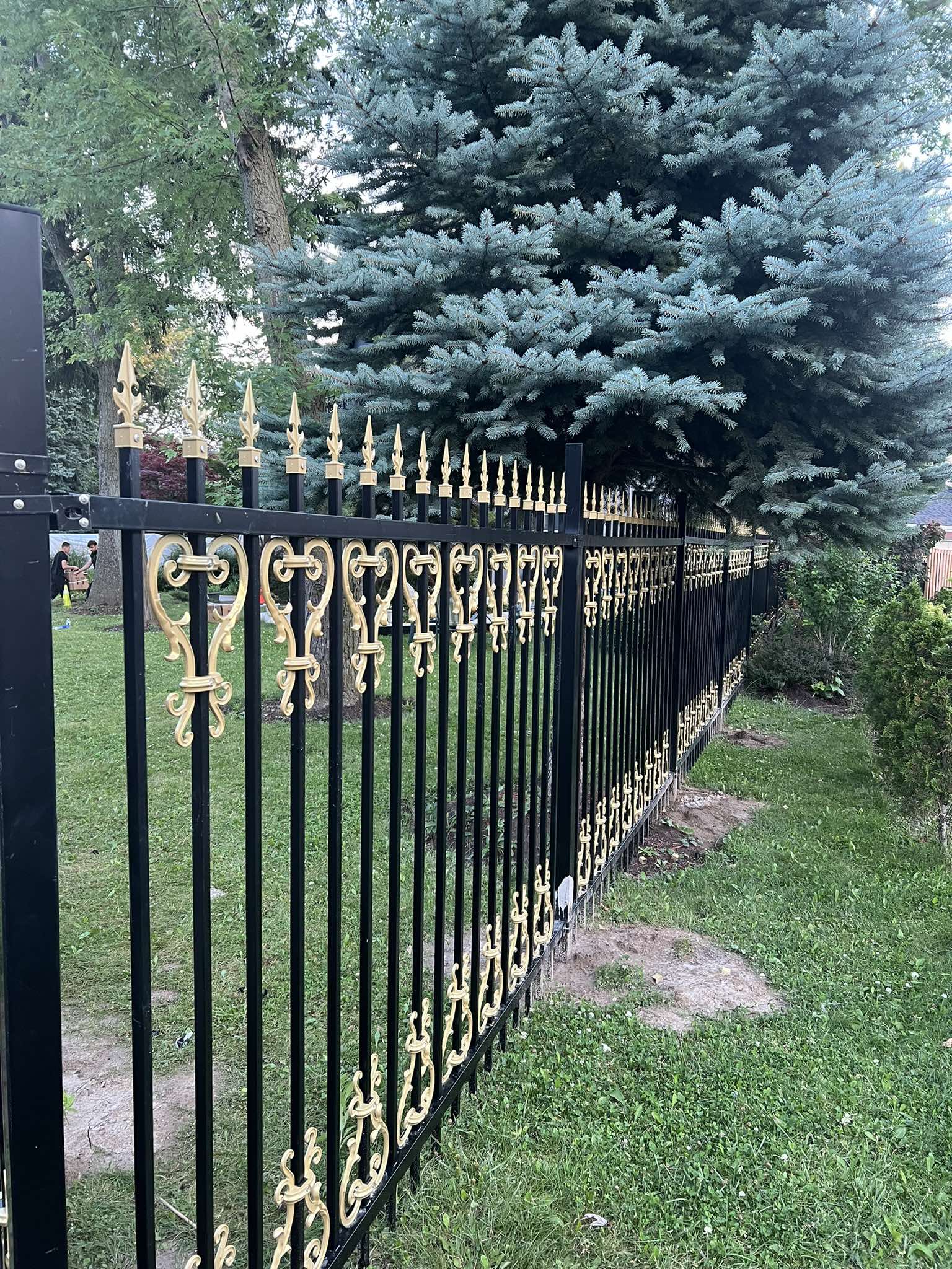 RESIDENTIAL fence project – Vaughan, ON