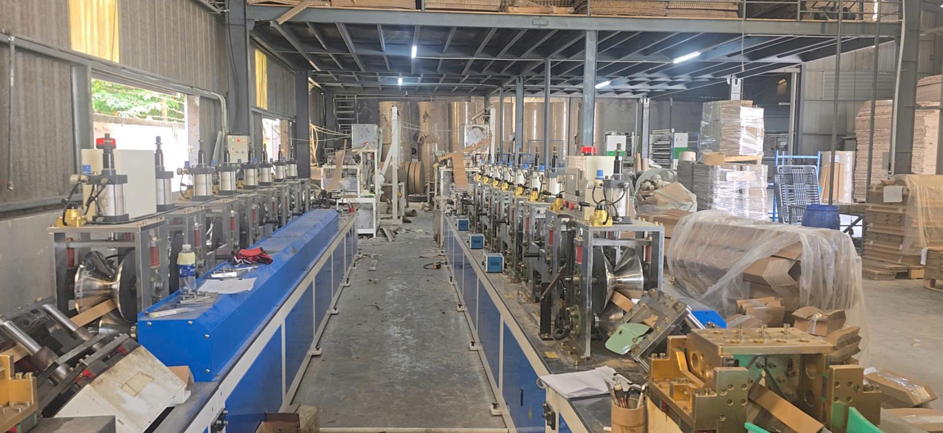 Máy sản xuất giấy tổ ong