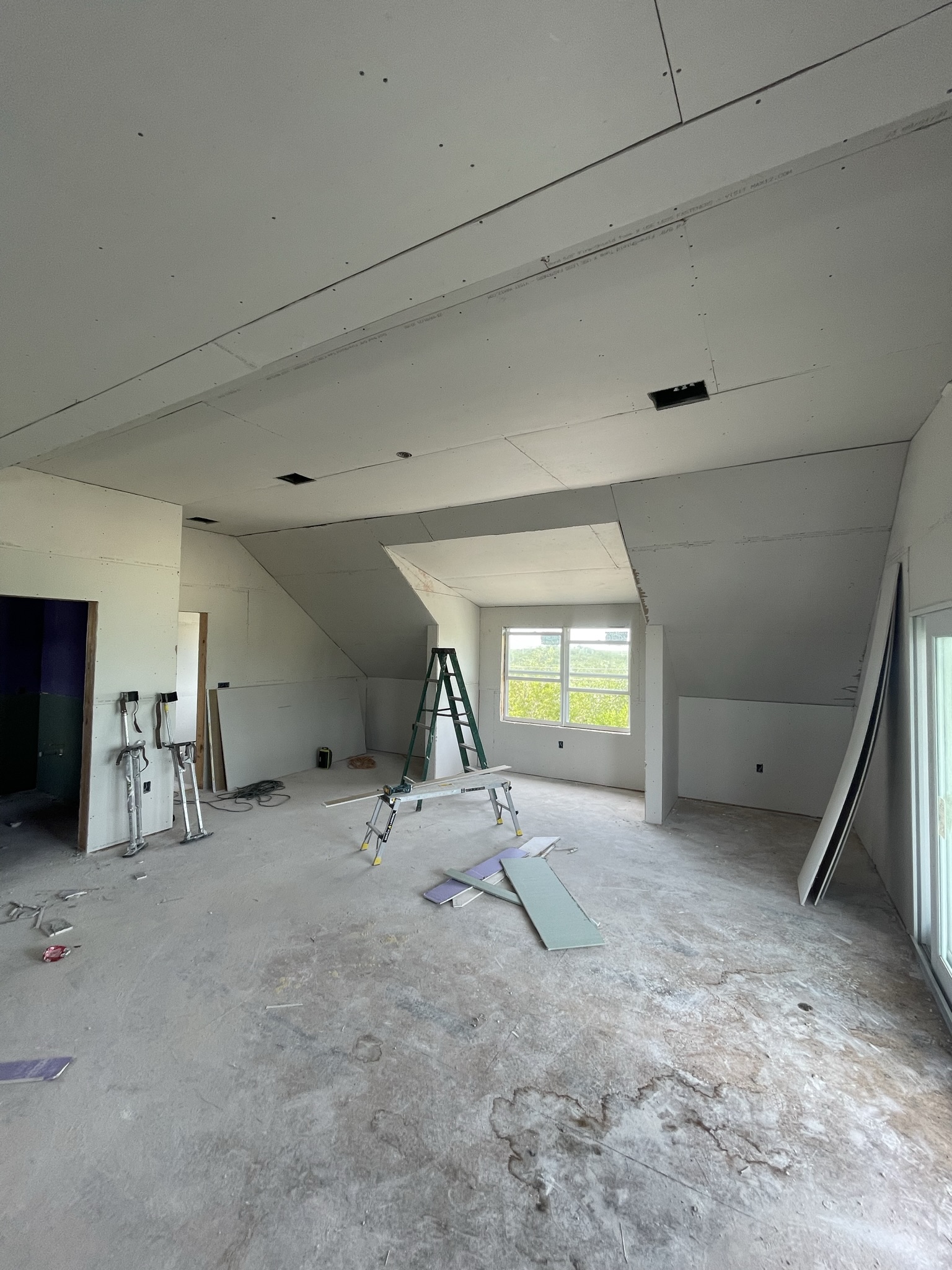 Commercial Drywall & Ceiling Finish