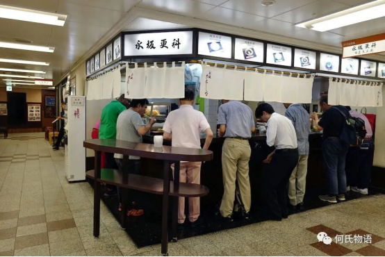 多數蕎麥麵店都是站著進食