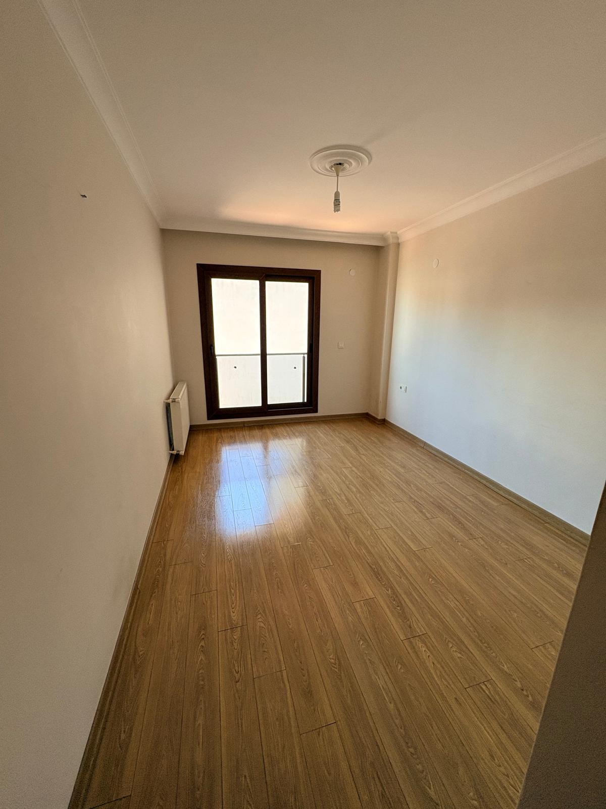 Boş Daire — Banyo sonra
