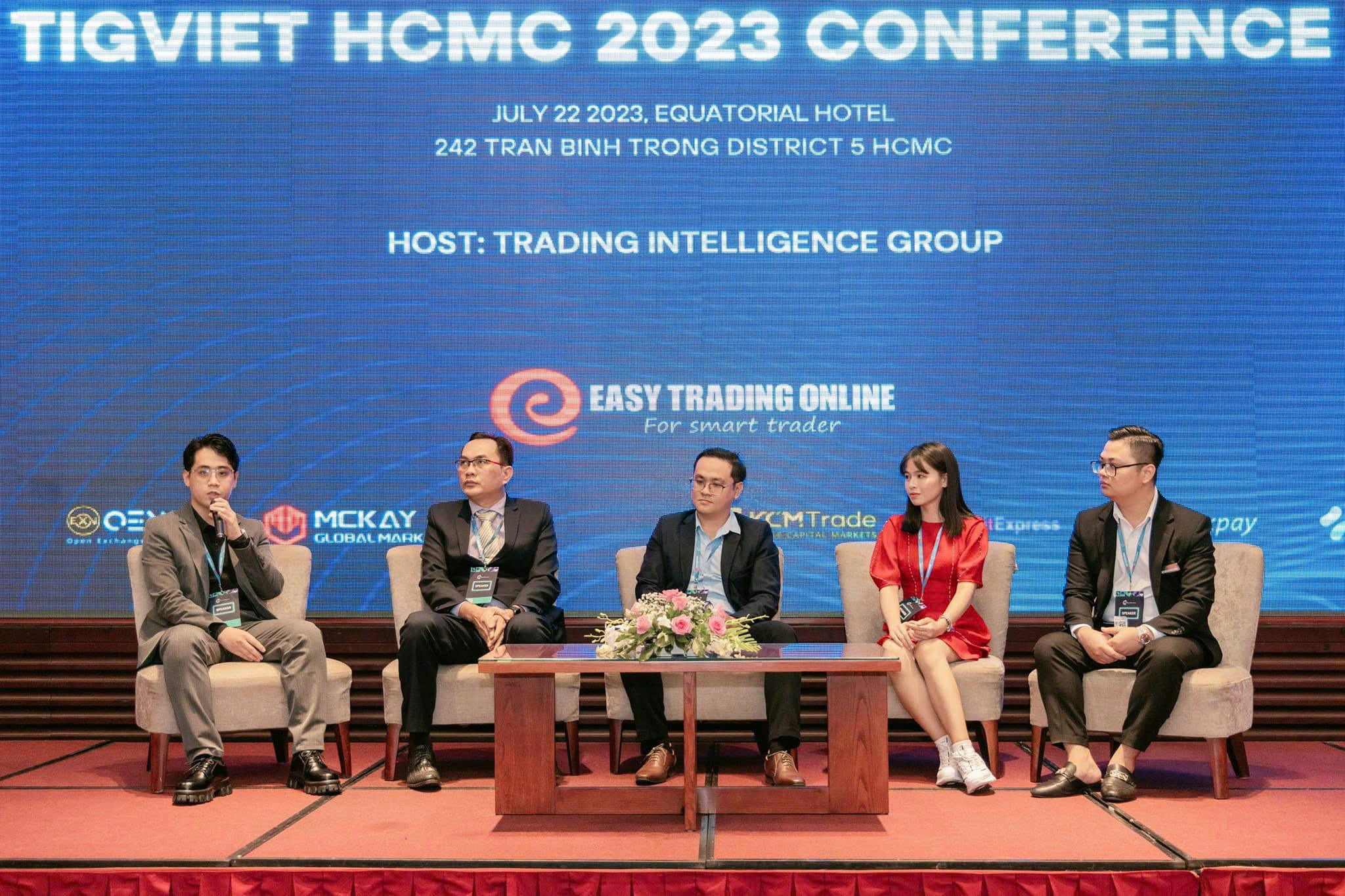 Hội thảo Công nghệ Tài chính — Panel Discussion