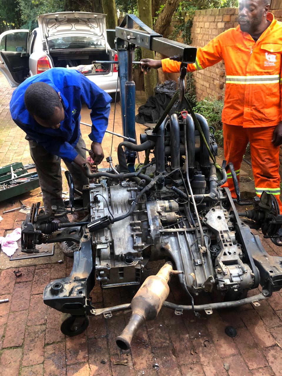 Engine Bay – Before – Mobile Mechanic Gauteng