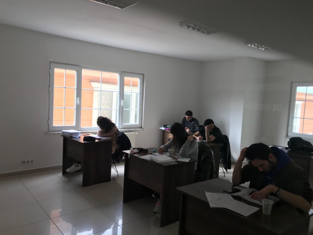 Kütüphane Çalışması