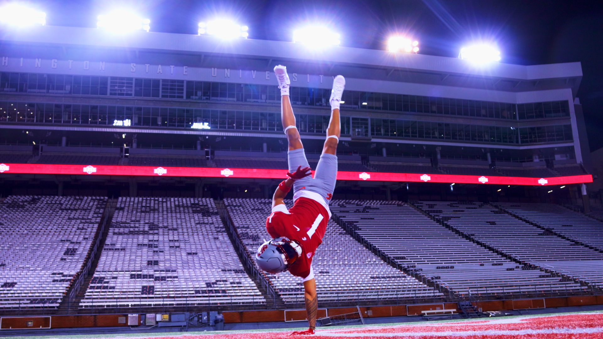 KAYO — Social Edit