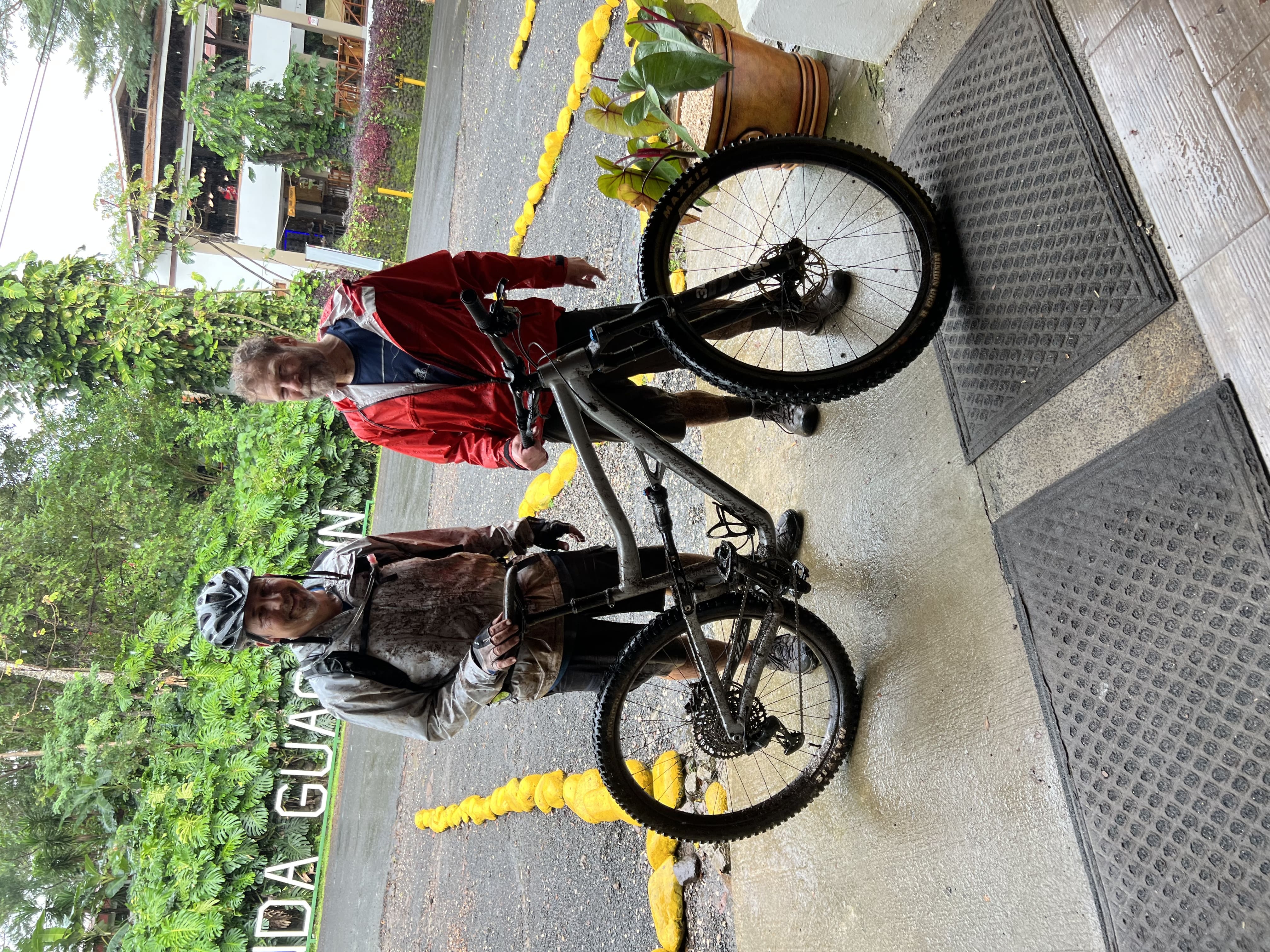 Guanacaste, Costa Rica - Sol Pathway Adventures mountain biking tour