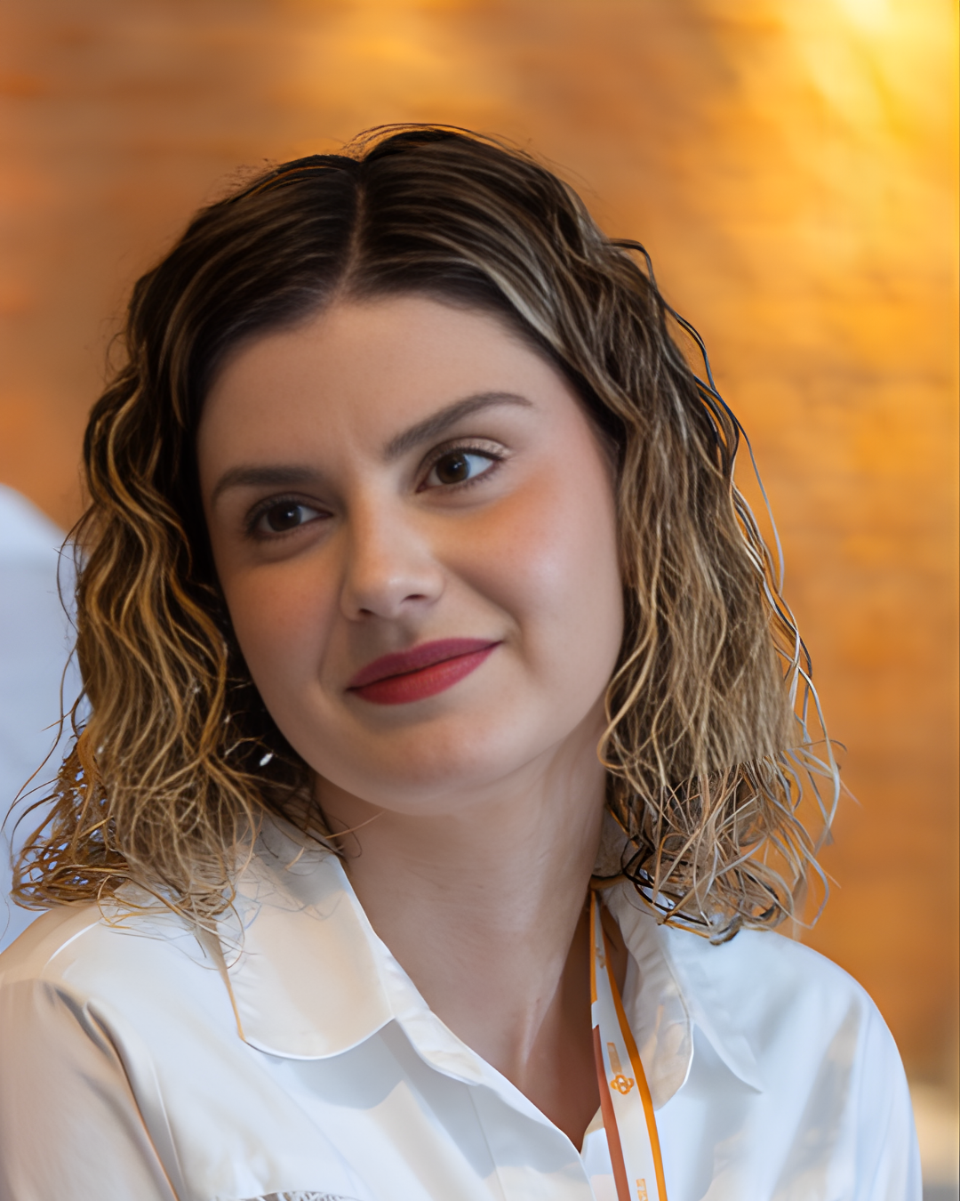 Dra. Bruna Carone Dra. Bruna Carone