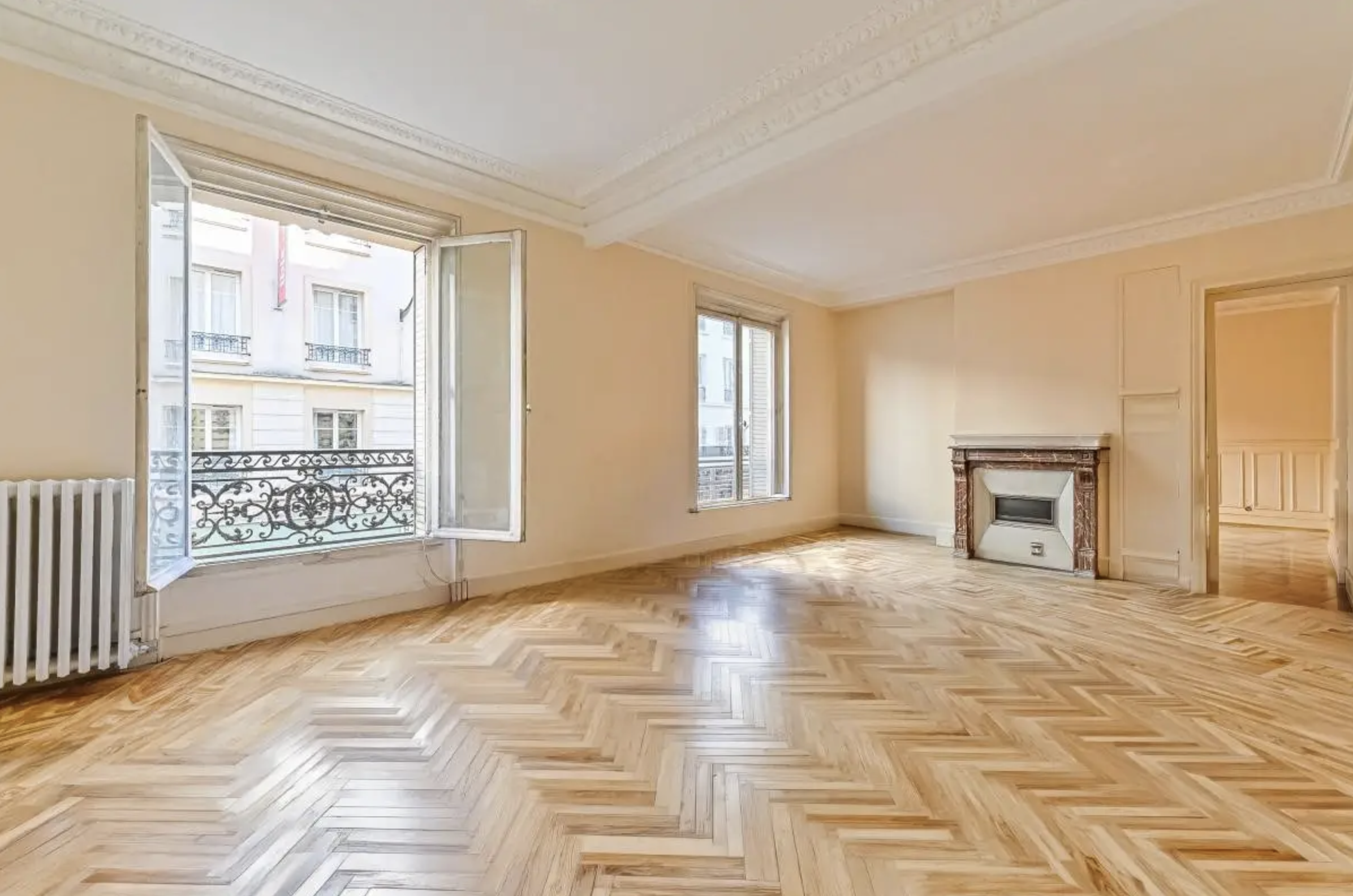 Appartement - Levallois-Perret — Rue Trébois - photo 1