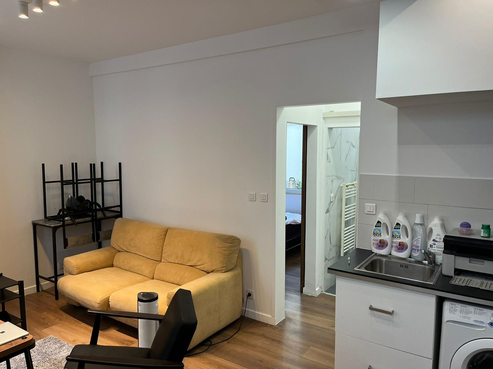 Appartement - Levallois-Perret — Rue Aristide Briand - photo 3