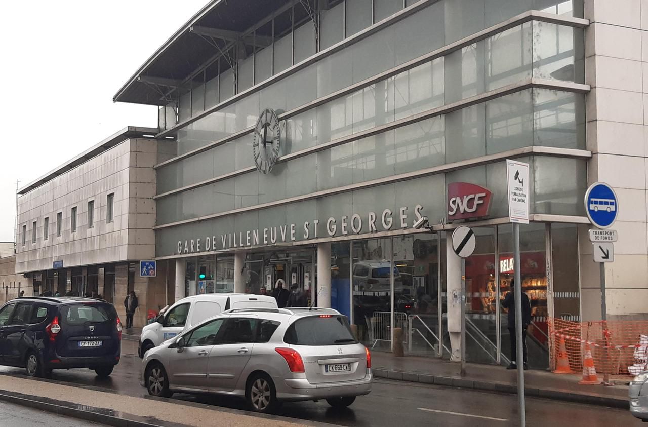 Immeuble - Villeneuve-Saint-Georges (94) — Gare