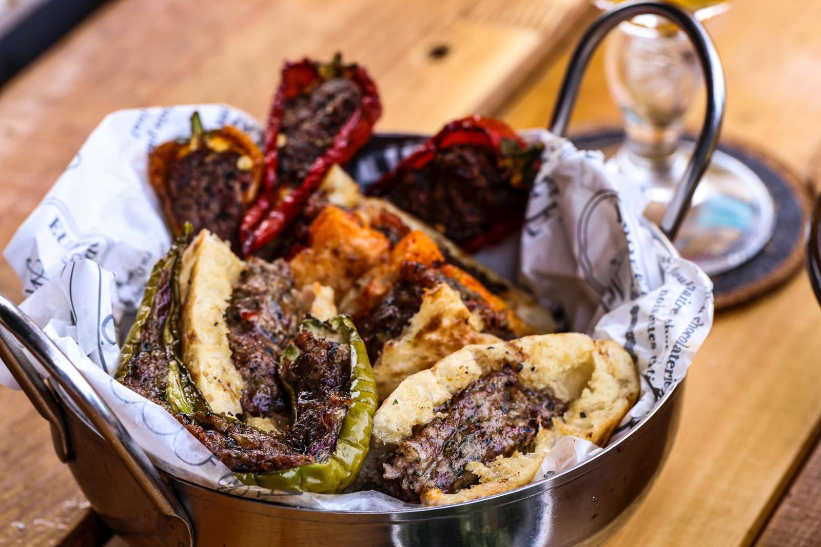 ליאור על הגריל - לילה של בשרים