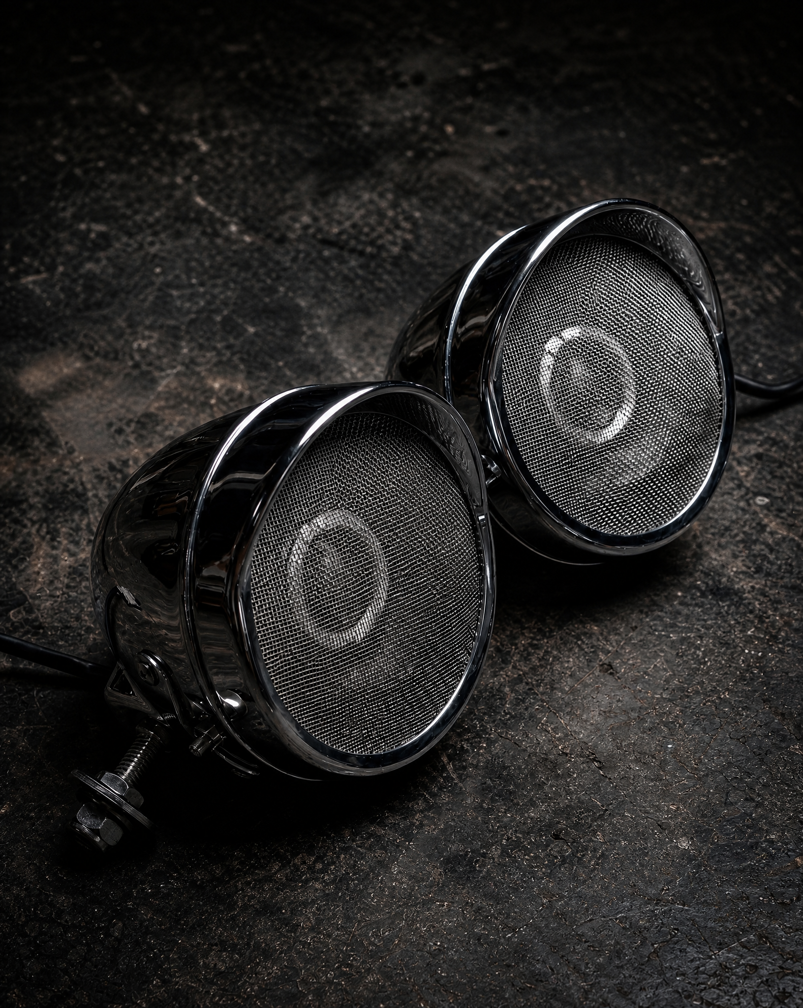 Secondary Strike bag lid speaker system