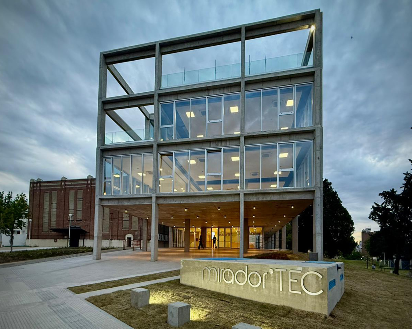 Vista del Edificio Mirador TEC Paraná
