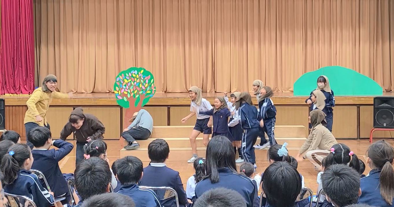 劇場 14