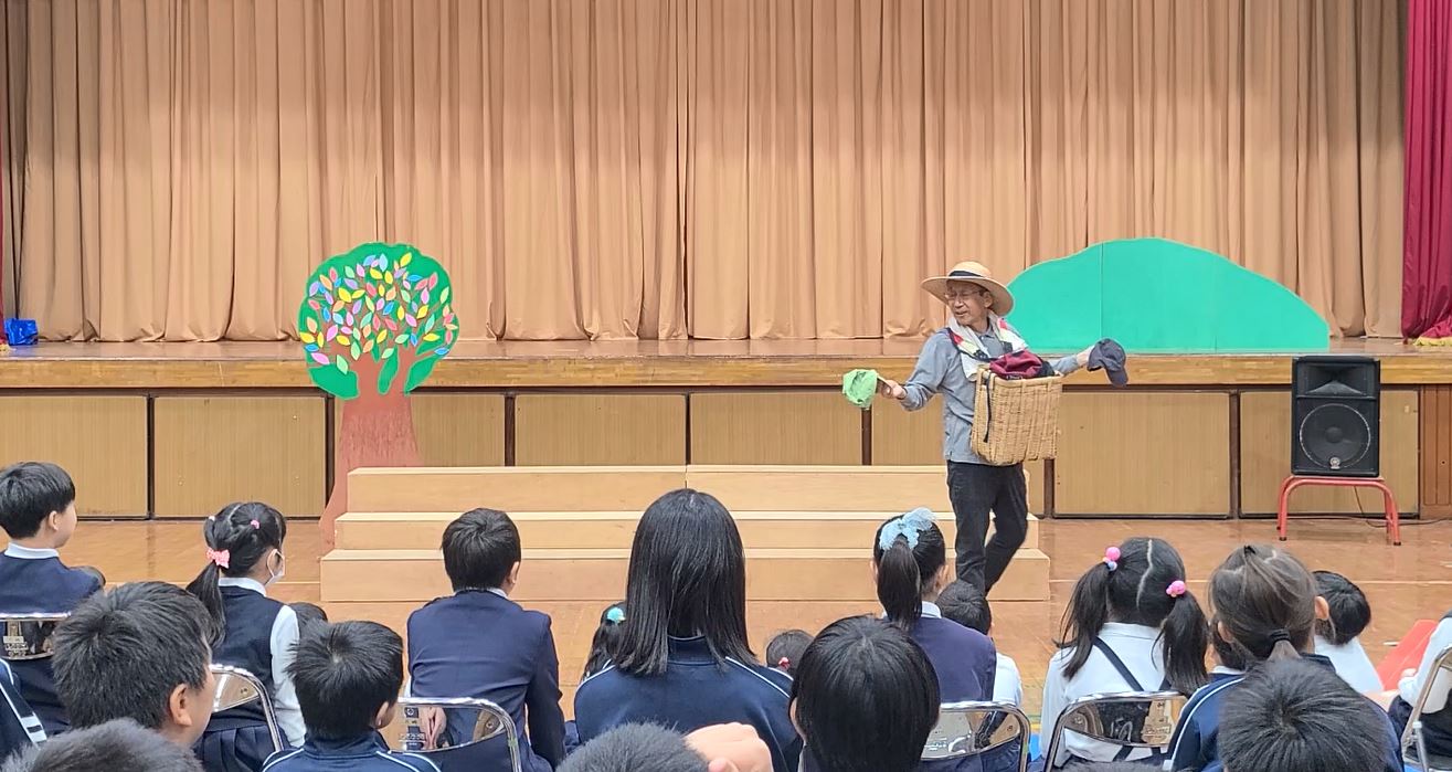 劇場 15