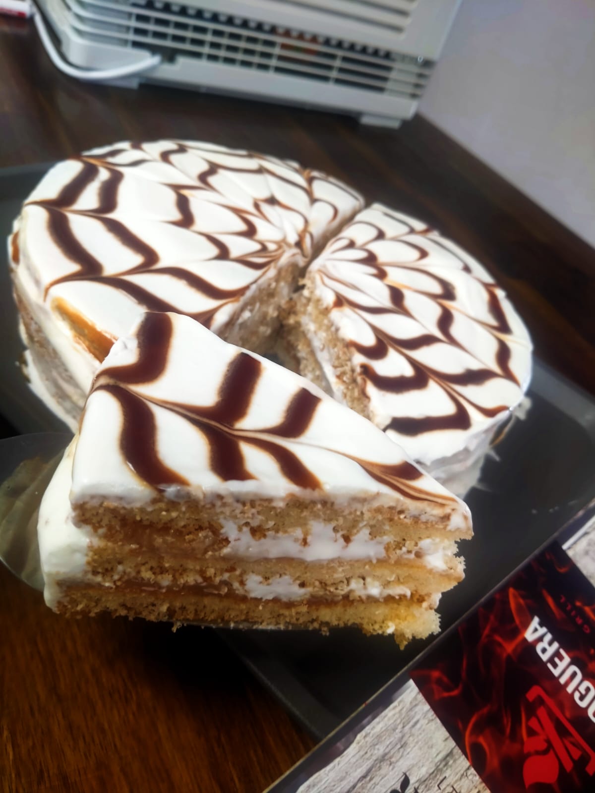 Tarta Casera Dulce de Leche con Nueces
