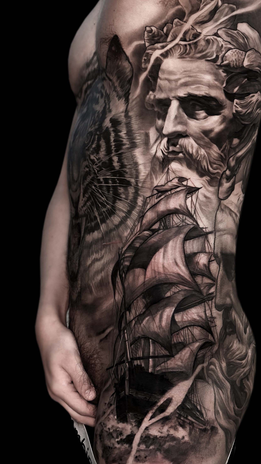 Blackwork tattoo Seoul by Ssab — custom blackwork tattoo at Yongsan studio, award-winning Seoul tattoo artist
