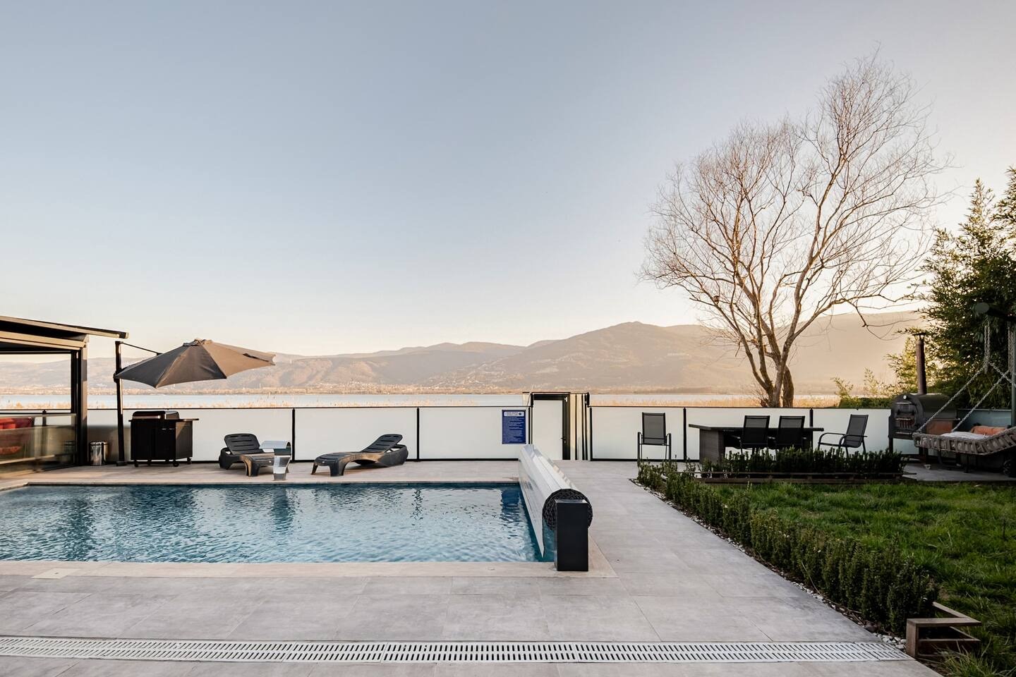 Pearl of Sapanca Villa - Teras ve Havuz