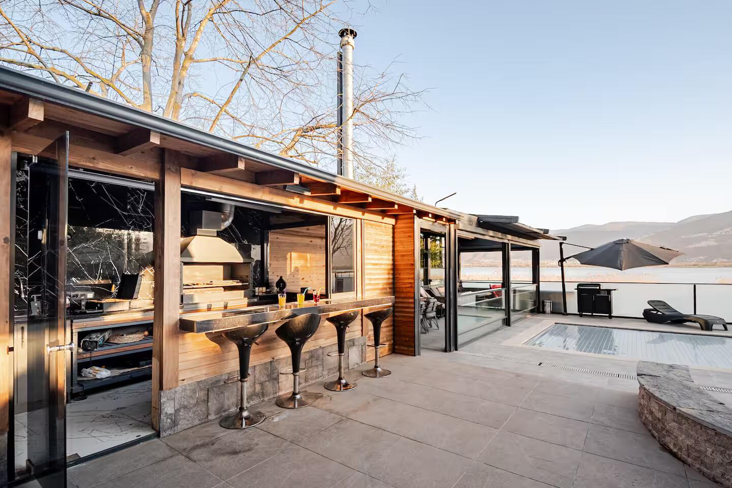 Villa dış görünüm 7