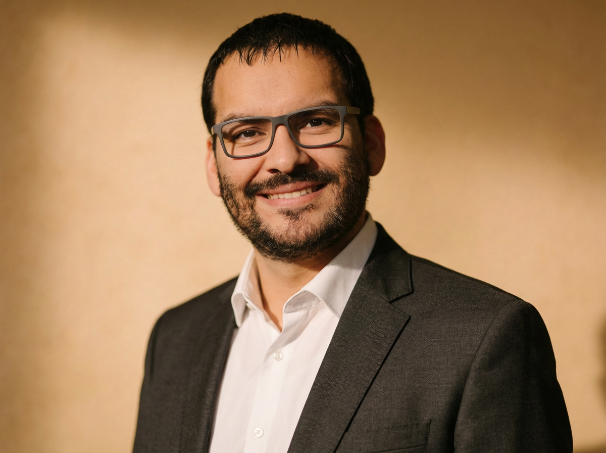 Josue Tello — Product & Engineering Leader